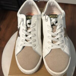 Vintage Havana white camel sneakers size 10